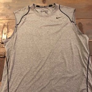 ❗️3️⃣for$1️⃣2️⃣ Men’s sleeveless Nike Pro